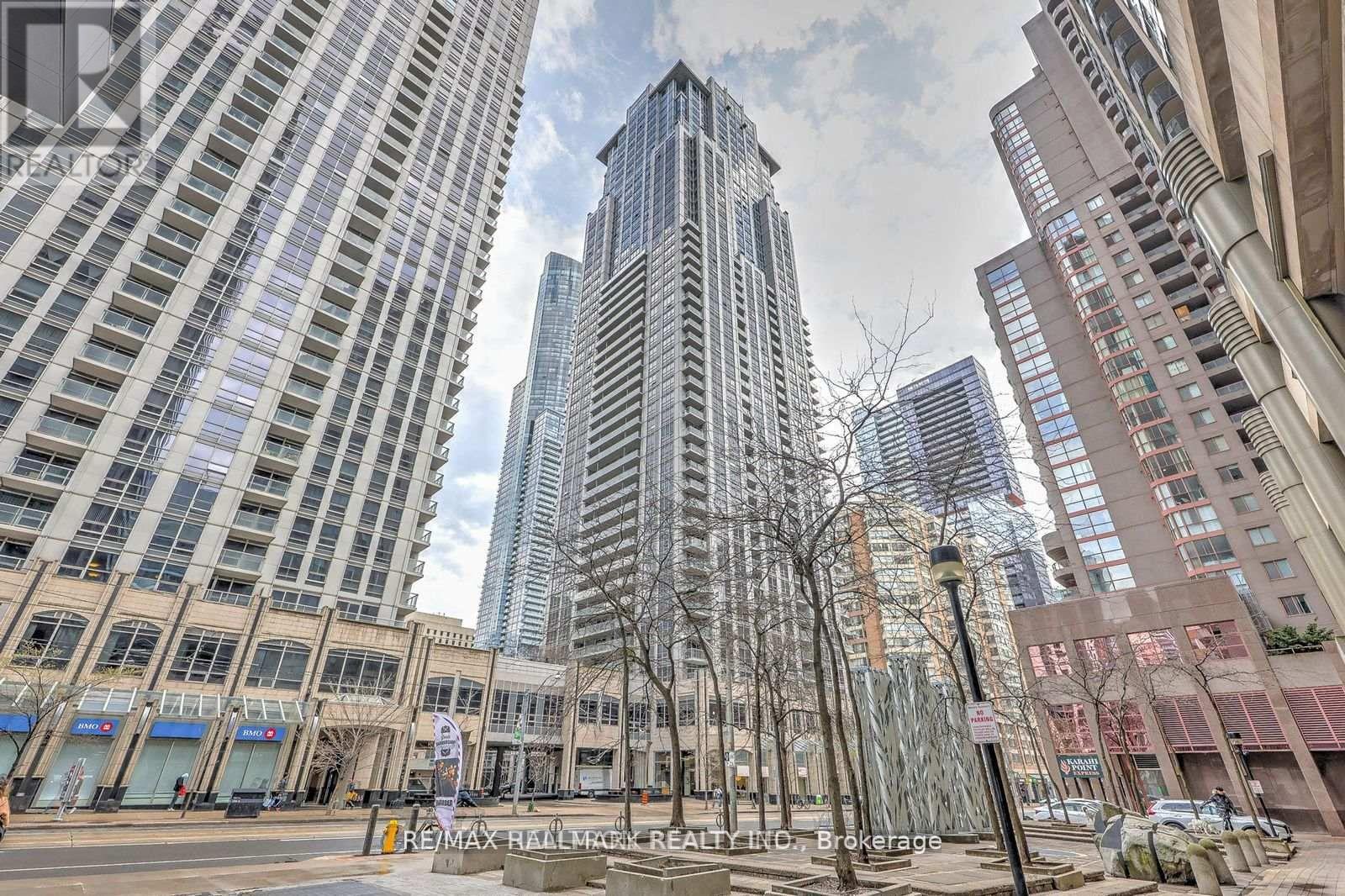 610 - 761 Bay Street, Toronto, Ontario  M5G 2R2 - Photo 3 - C13518646
