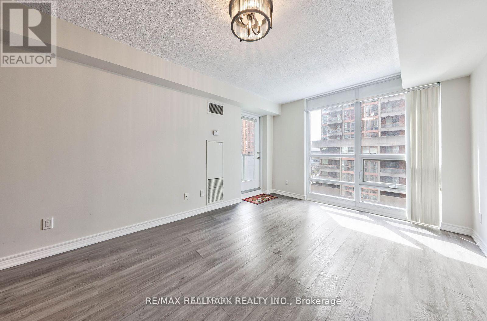 610 - 761 Bay Street, Toronto, Ontario  M5G 2R2 - Photo 36 - C13518646