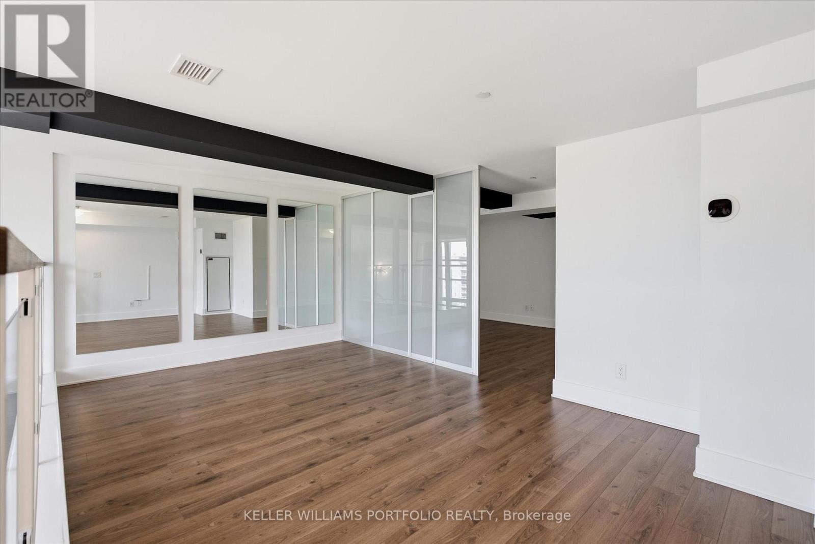 932 - 111 St Clair Avenue W, Toronto, Ontario  M4V 1N5 - Photo 24 - C13518656