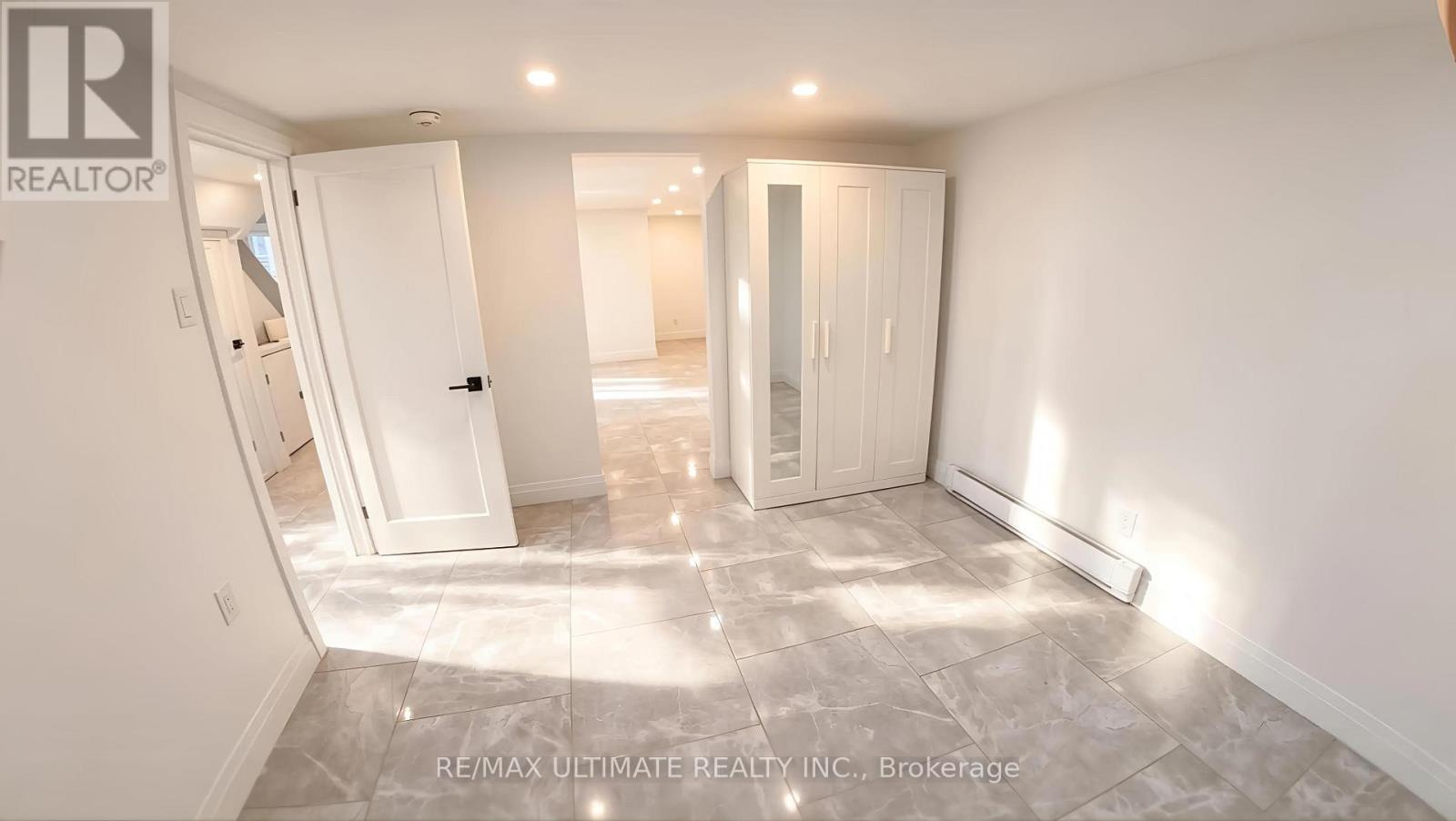 Lower Level - 610 Cartier Avenue, Oshawa, Ontario  L1J 2C8 - Photo 8 - E13518698