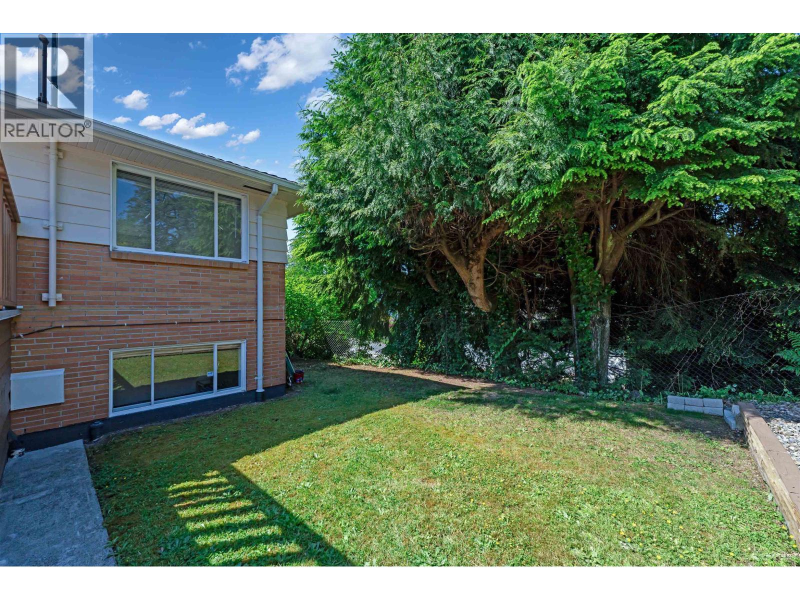 330 W Braemar Road, North Vancouver, British Columbia  V7N 2T5 - Photo 22 - R3142319