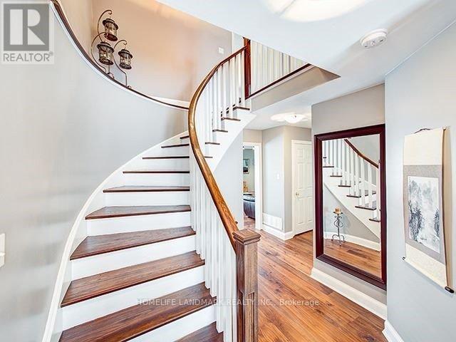 279 Chambers Crescent, Newmarket, Ontario  L3X 1T2 - Photo 6 - N13518588