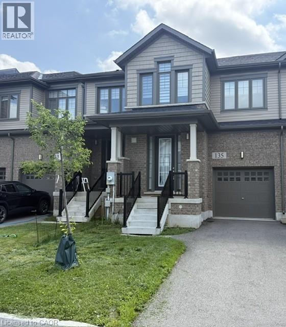 135 FREEDOM Crescent, Hamilton, Ontario