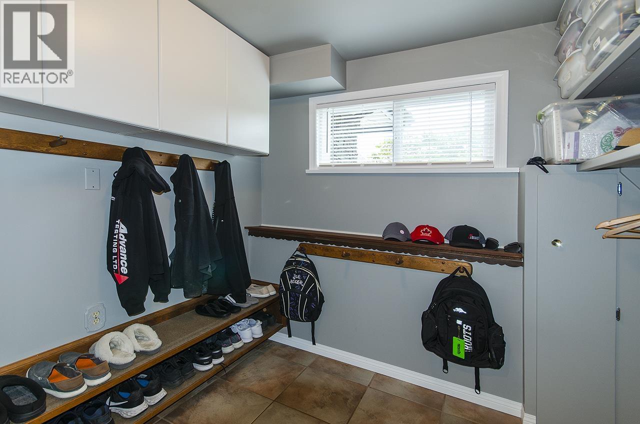 667 Colinet Street, Coquitlam, British Columbia  V3J 4X3 - Photo 24 - R3140933