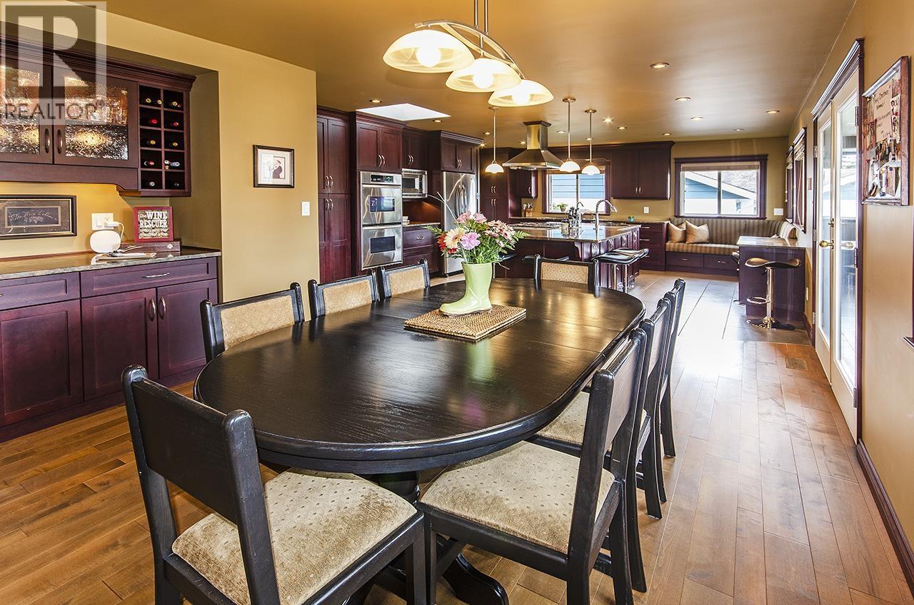 667 Colinet Street, Coquitlam, British Columbia  V3J 4X3 - Photo 5 - R3140933