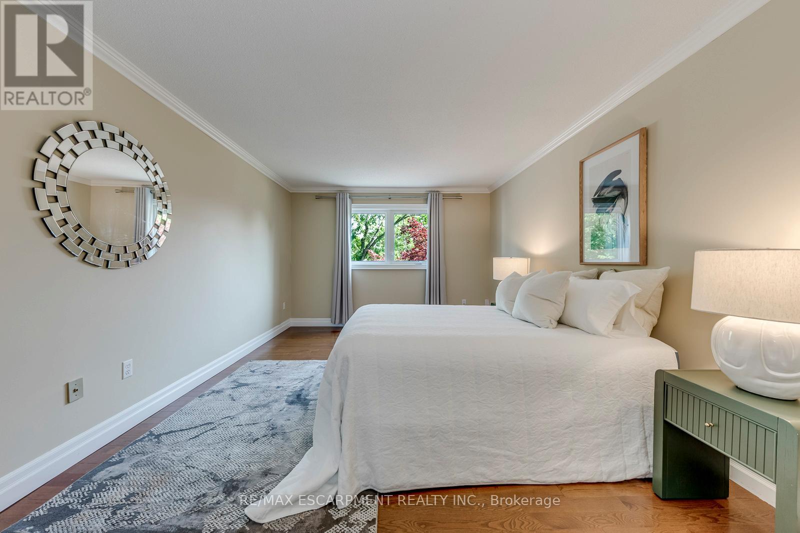 1633 Greenbriar Drive, Oakville, Ontario  L6M 1Y3 - Photo 23 - W13518550