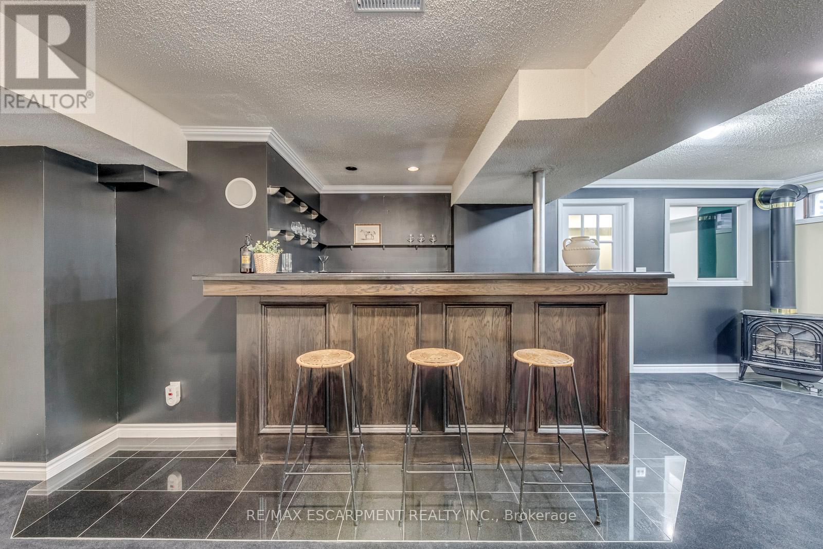 1633 Greenbriar Drive, Oakville, Ontario  L6M 1Y3 - Photo 35 - W13518550