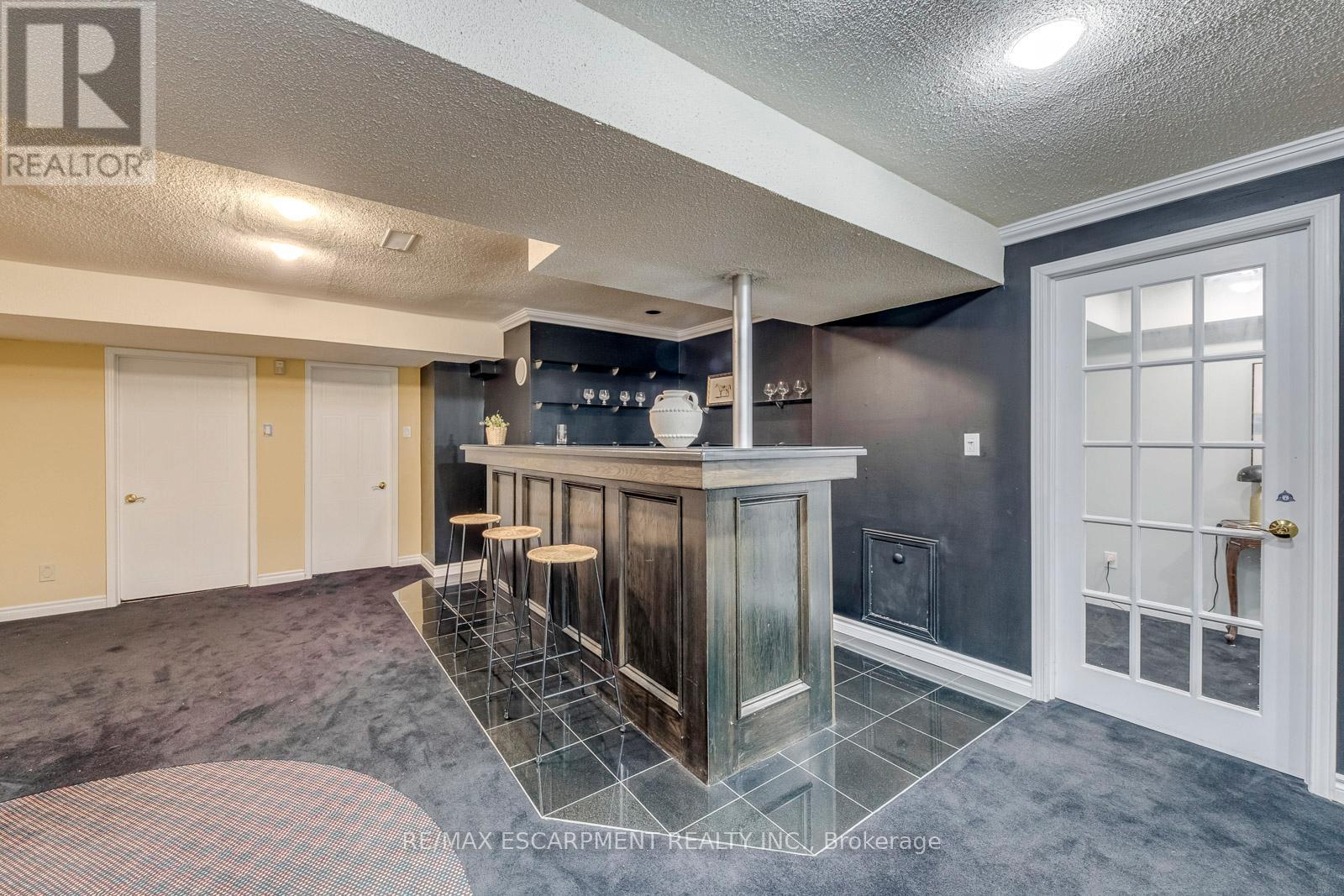 1633 Greenbriar Drive, Oakville, Ontario  L6M 1Y3 - Photo 36 - W13518550