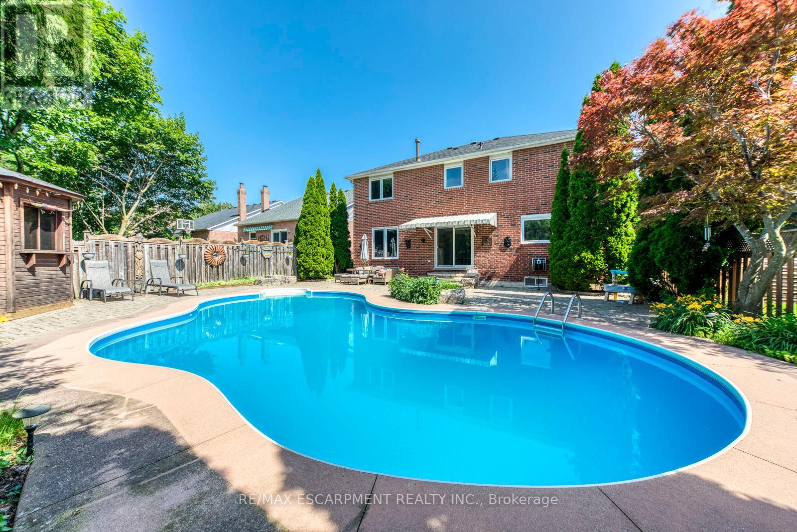 1633 Greenbriar Drive, Oakville, Ontario  L6M 1Y3 - Photo 48 - W13518550