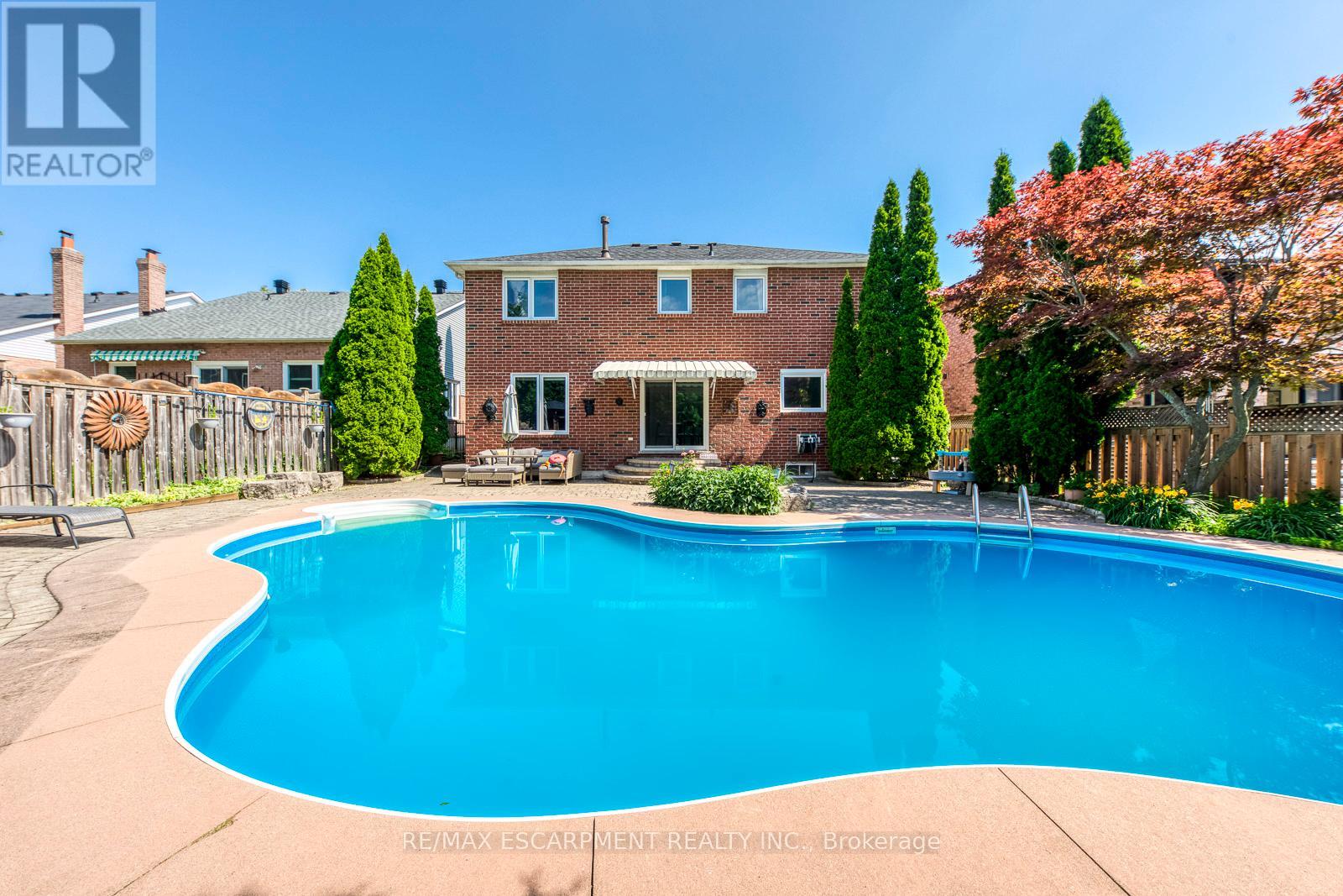 1633 Greenbriar Drive, Oakville, Ontario  L6M 1Y3 - Photo 49 - W13518550