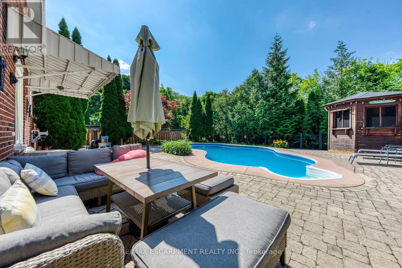 1633 Greenbriar Drive, Oakville, Ontario  L6M 1Y3 - Photo 50 - W13518550