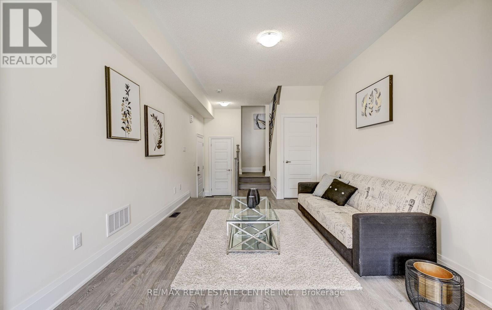 4 Haydrop Road, Brampton, Ontario  L6P 4N9 - Photo 7 - W13518572