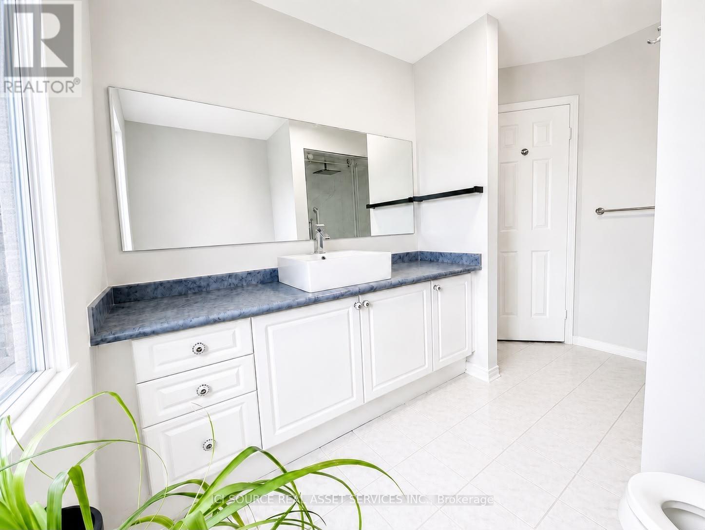 2081 Golden Orchard Trail, Oakville, Ontario  L6M 3W8 - Photo 37 - W13518578