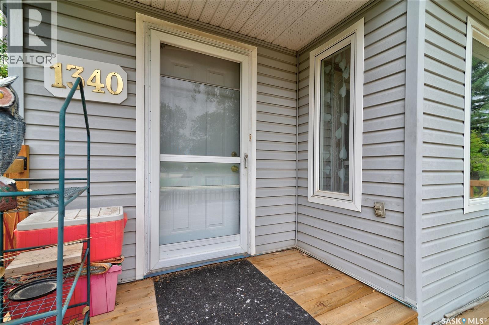 1340 Connaught Street, Regina, Saskatchewan  S4T 4S8 - Photo 3 - SK041329
