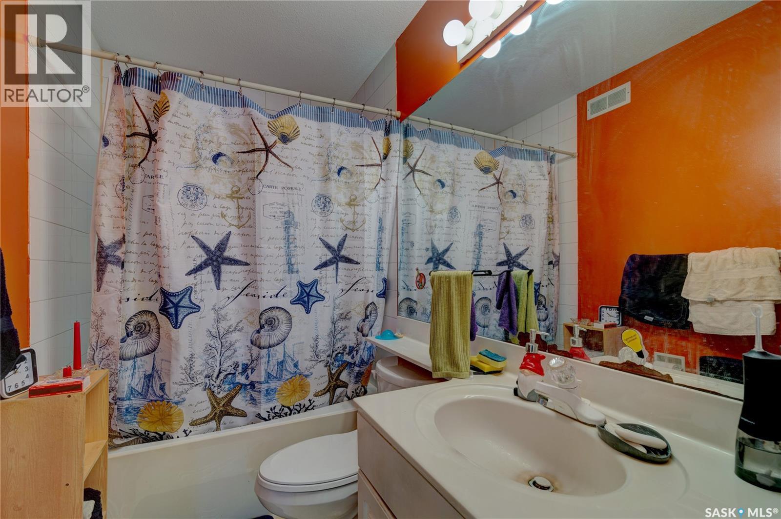 1340 Connaught Street, Regina, Saskatchewan  S4T 4S8 - Photo 14 - SK041329