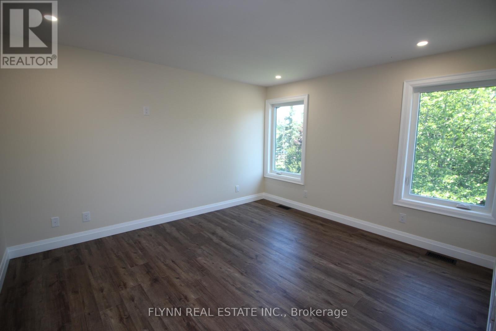 1 - 3008 Young Avenue, Fort Erie, Ontario  L0S 1N0 - Photo 24 - X13518592
