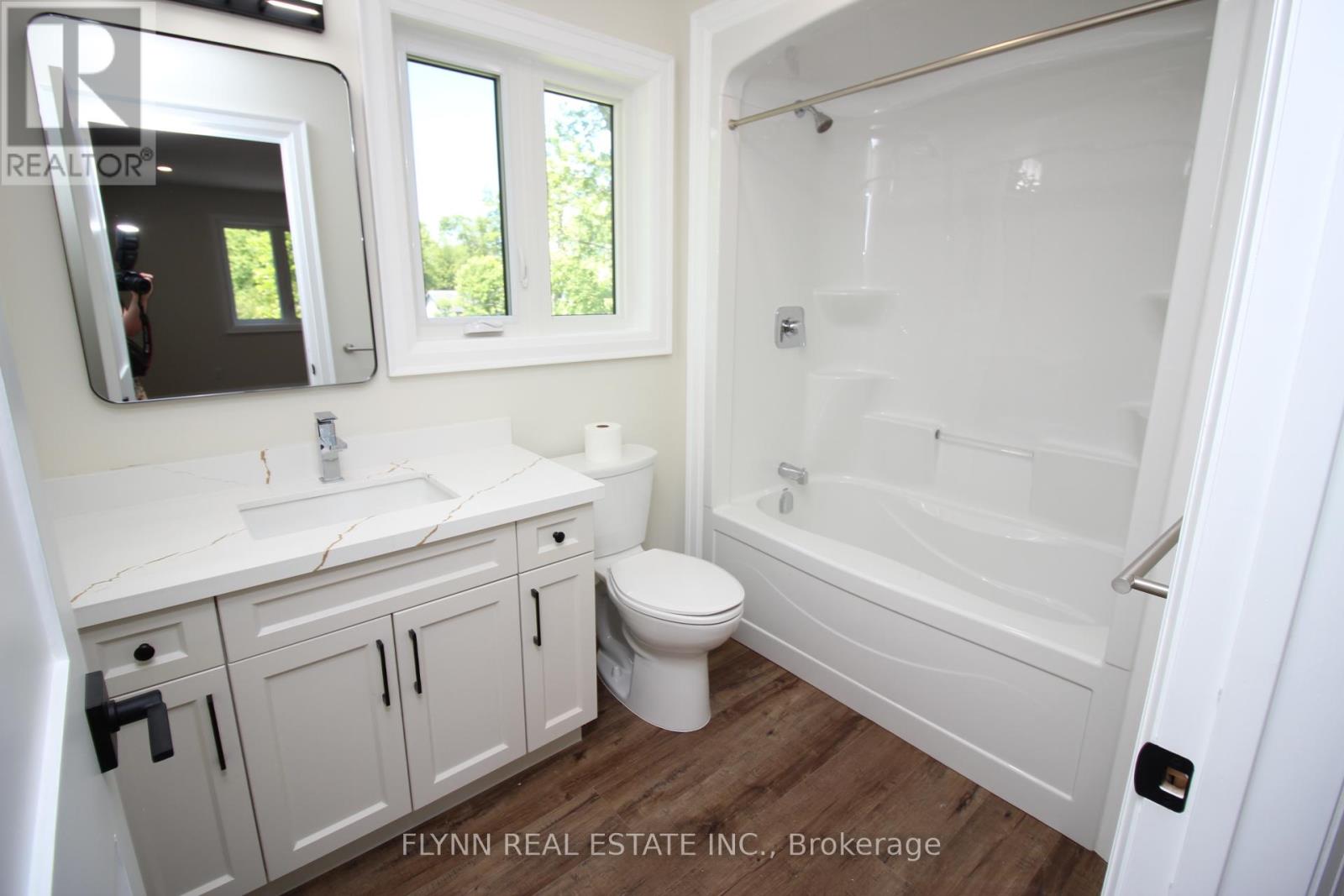 1 - 3008 Young Avenue, Fort Erie, Ontario  L0S 1N0 - Photo 34 - X13518592