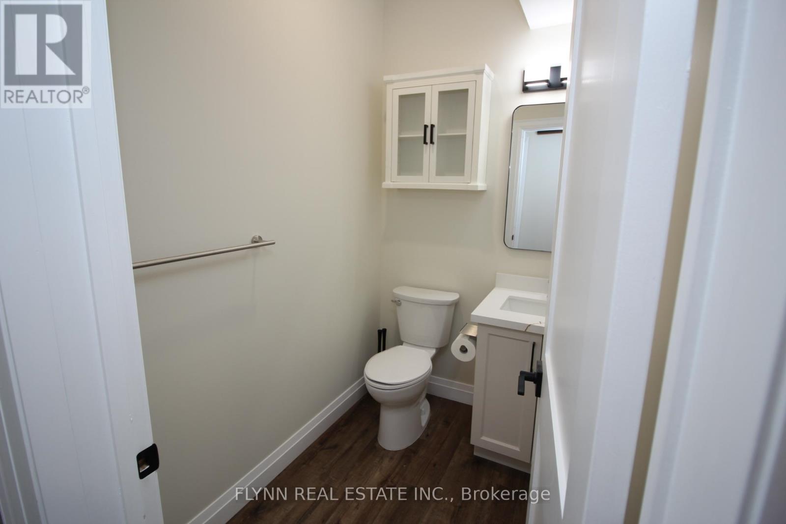 1 - 3008 Young Avenue, Fort Erie, Ontario  L0S 1N0 - Photo 5 - X13518592