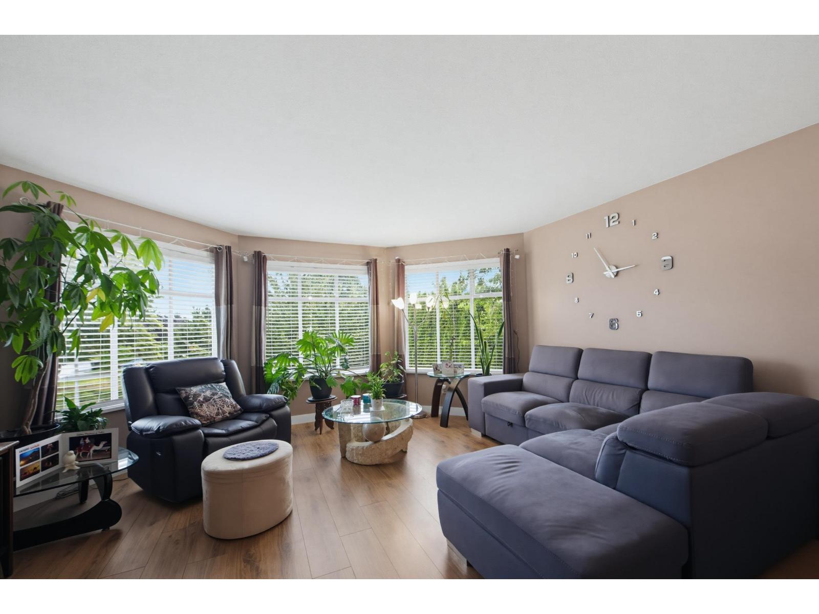 15299 93a Avenue, Surrey, British Columbia  V3R 0E6 - Photo 6 - R3141385