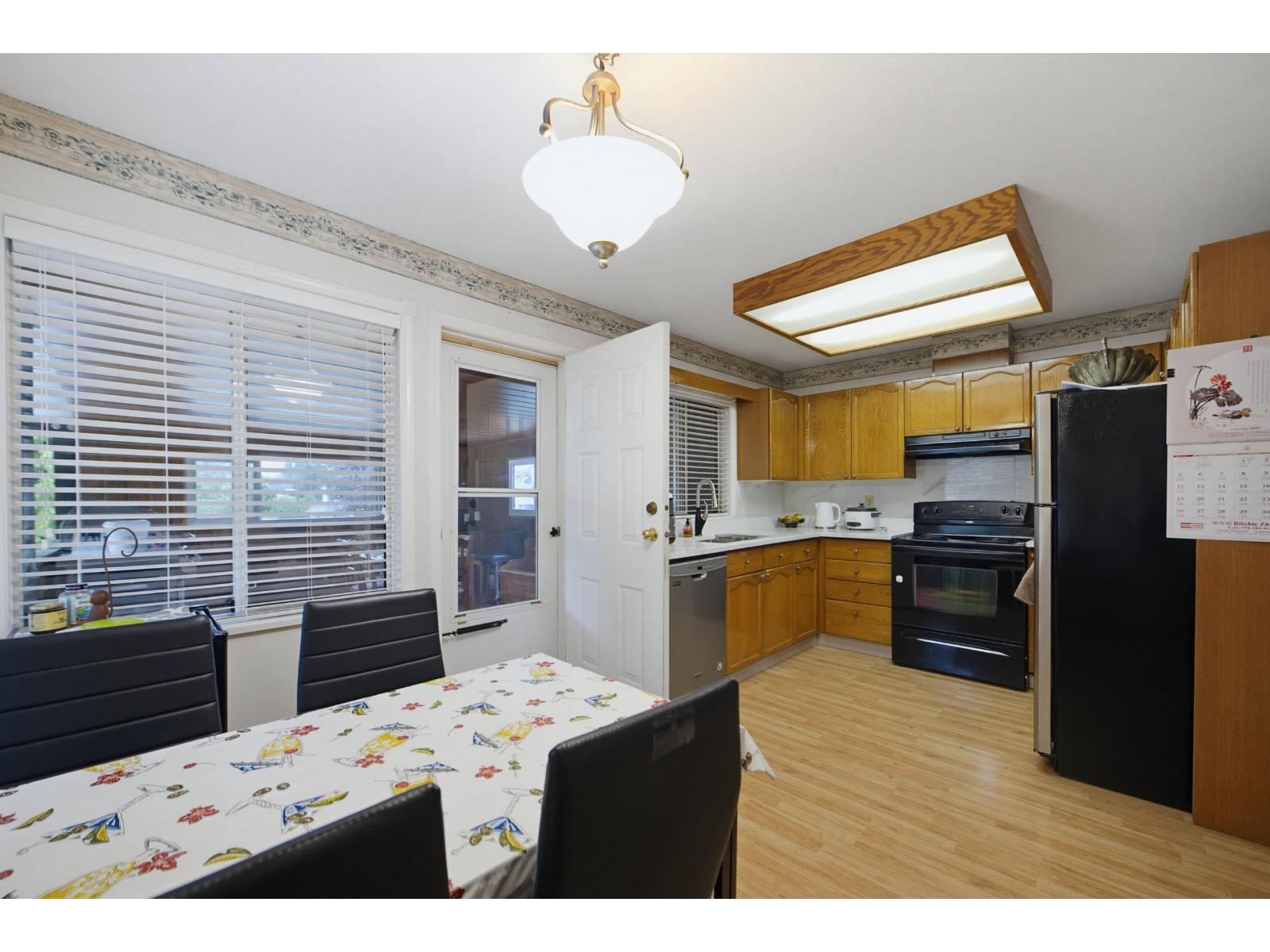 15299 93a Avenue, Surrey, British Columbia  V3R 0E6 - Photo 12 - R3141385