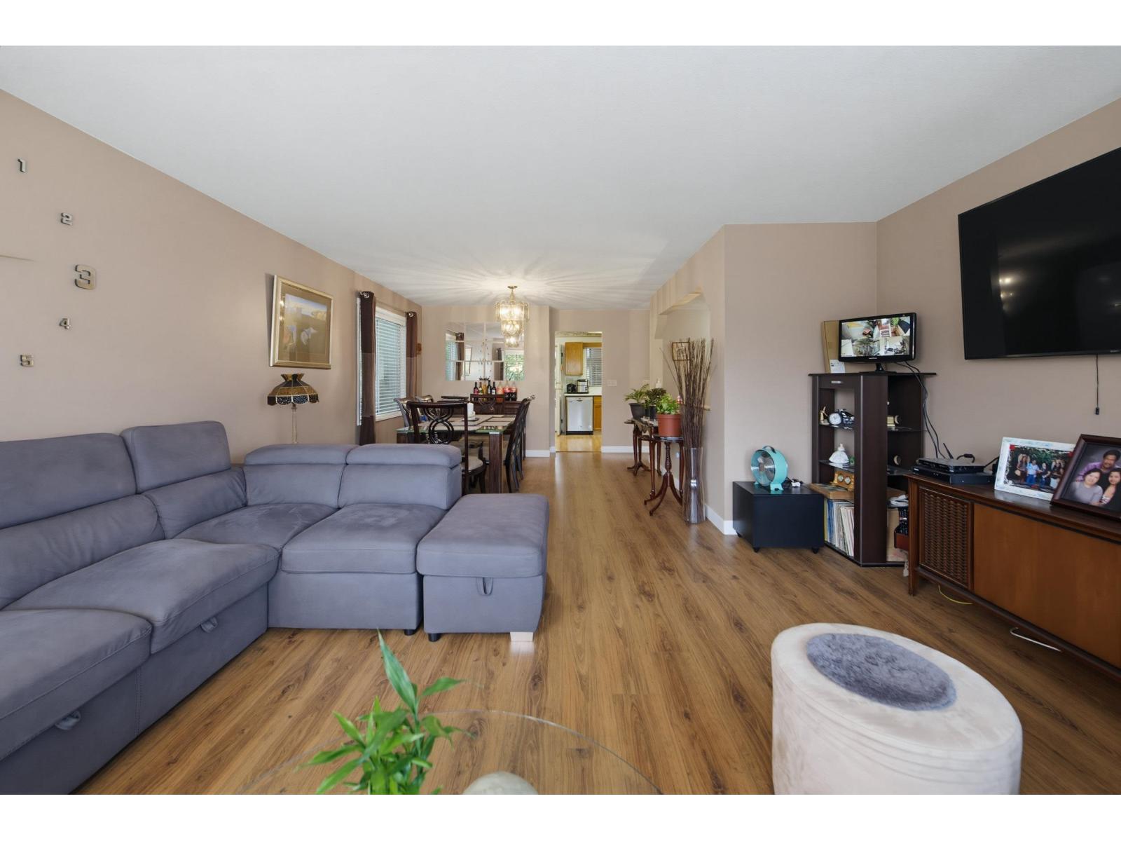15299 93a Avenue, Surrey, British Columbia  V3R 0E6 - Photo 9 - R3141385