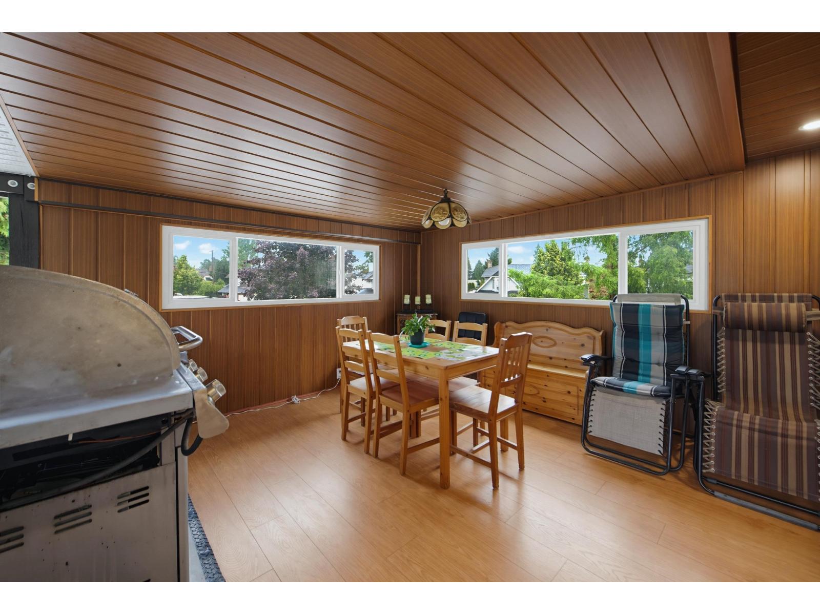 15299 93a Avenue, Surrey, British Columbia  V3R 0E6 - Photo 16 - R3141385