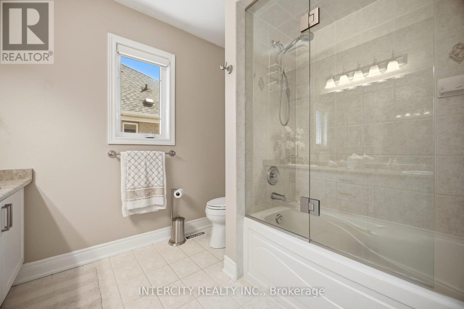 21 Capner Court, Vaughan, Ontario  L0J 1C0 - Photo 34 - N13129120