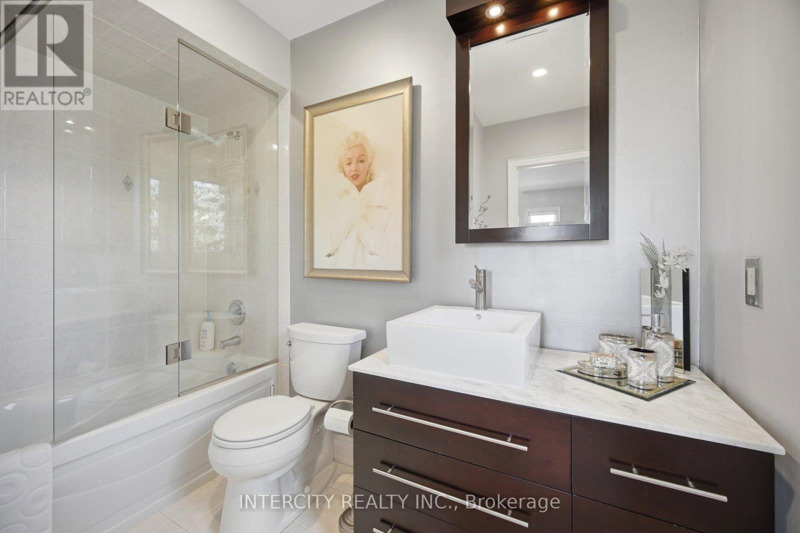 21 Capner Court, Vaughan, Ontario  L0J 1C0 - Photo 29 - N13129120