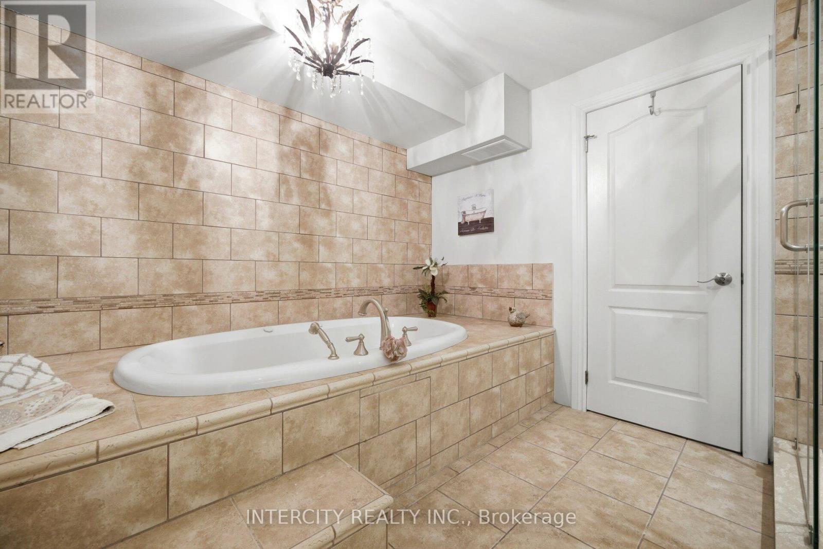 21 Capner Court, Vaughan, Ontario  L0J 1C0 - Photo 41 - N13129120