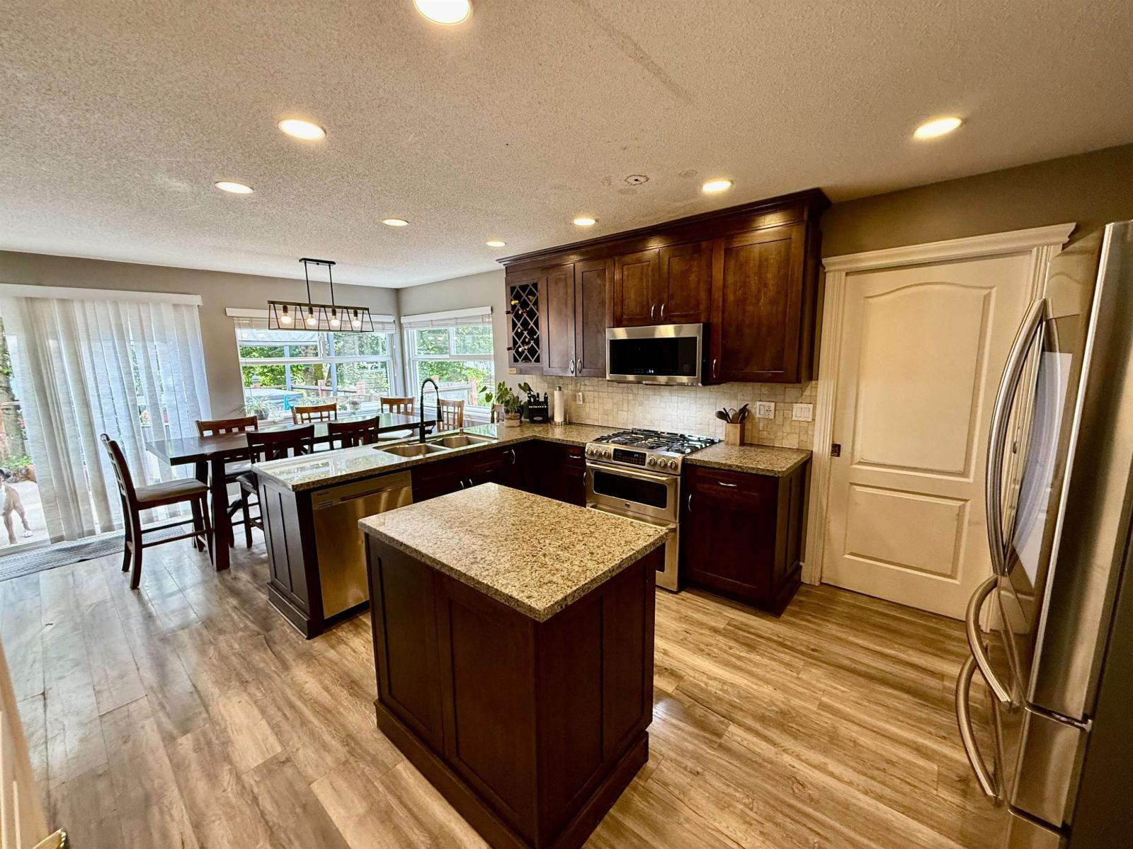 26860 24a Avenue, Langley, British Columbia  V4W 3W6 - Photo 6 - R3141188