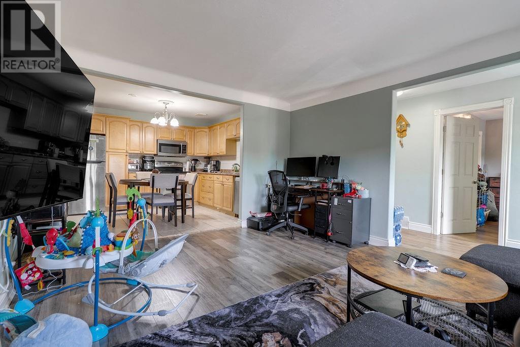 697 St Clair Street, Sudbury, Ontario  P3E 4G9 - Photo 5 - 2128965