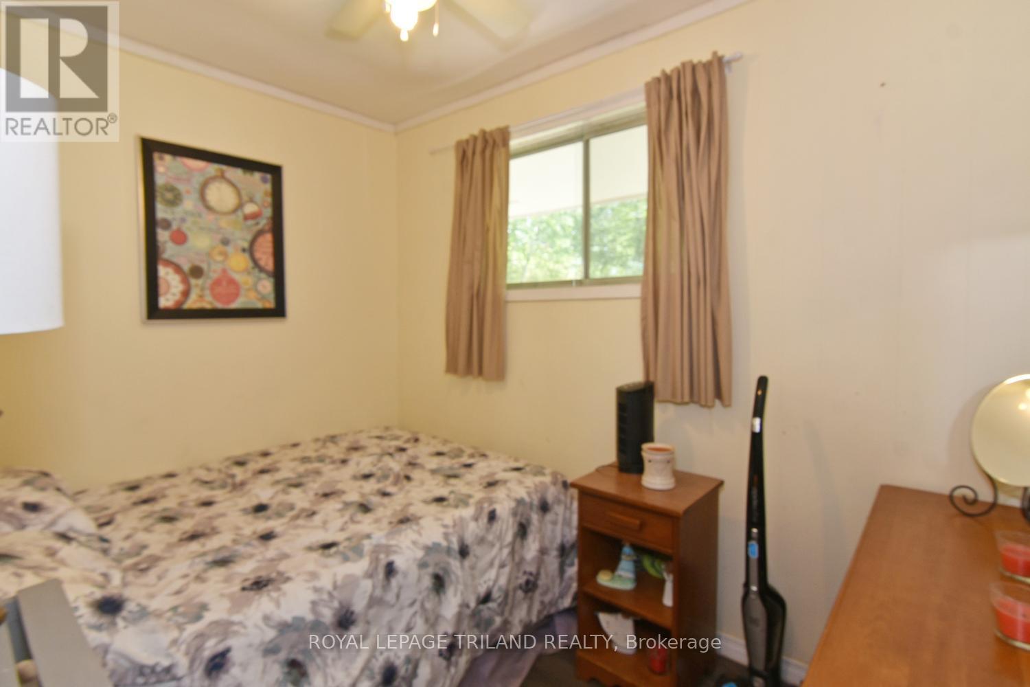 6302 Huron Drive, Lambton Shores, Ontario  N0N 1J1 - Photo 11 - X13515972