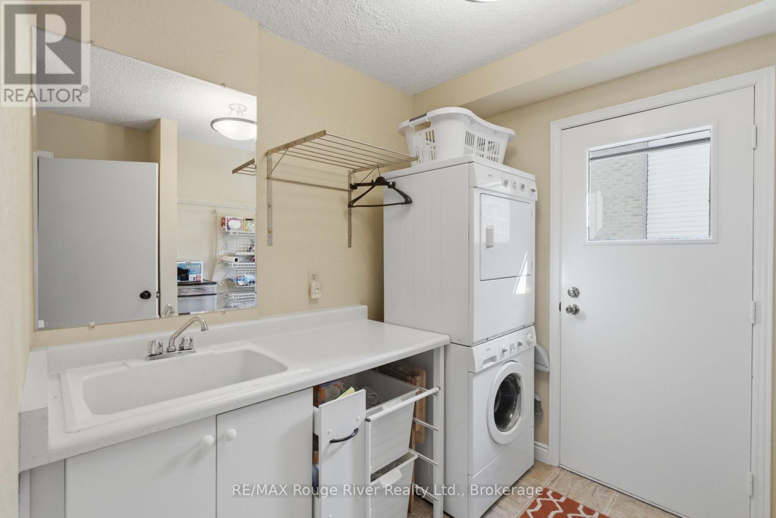 115 Pine Hills Road, Whitby, Ontario  L1N 6N9 - Photo 20 - E13518884