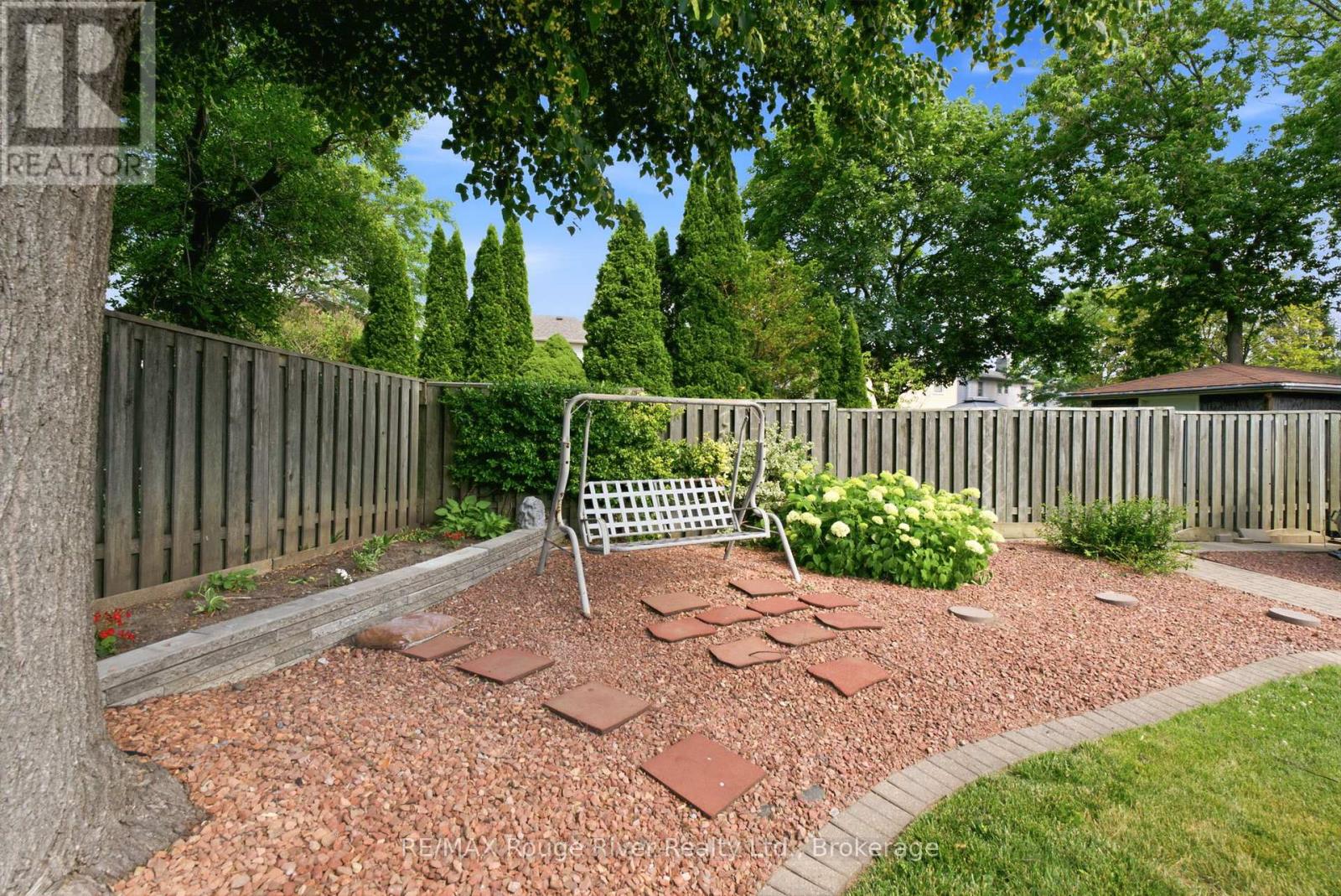 115 Pine Hills Road, Whitby, Ontario  L1N 6N9 - Photo 45 - E13518884