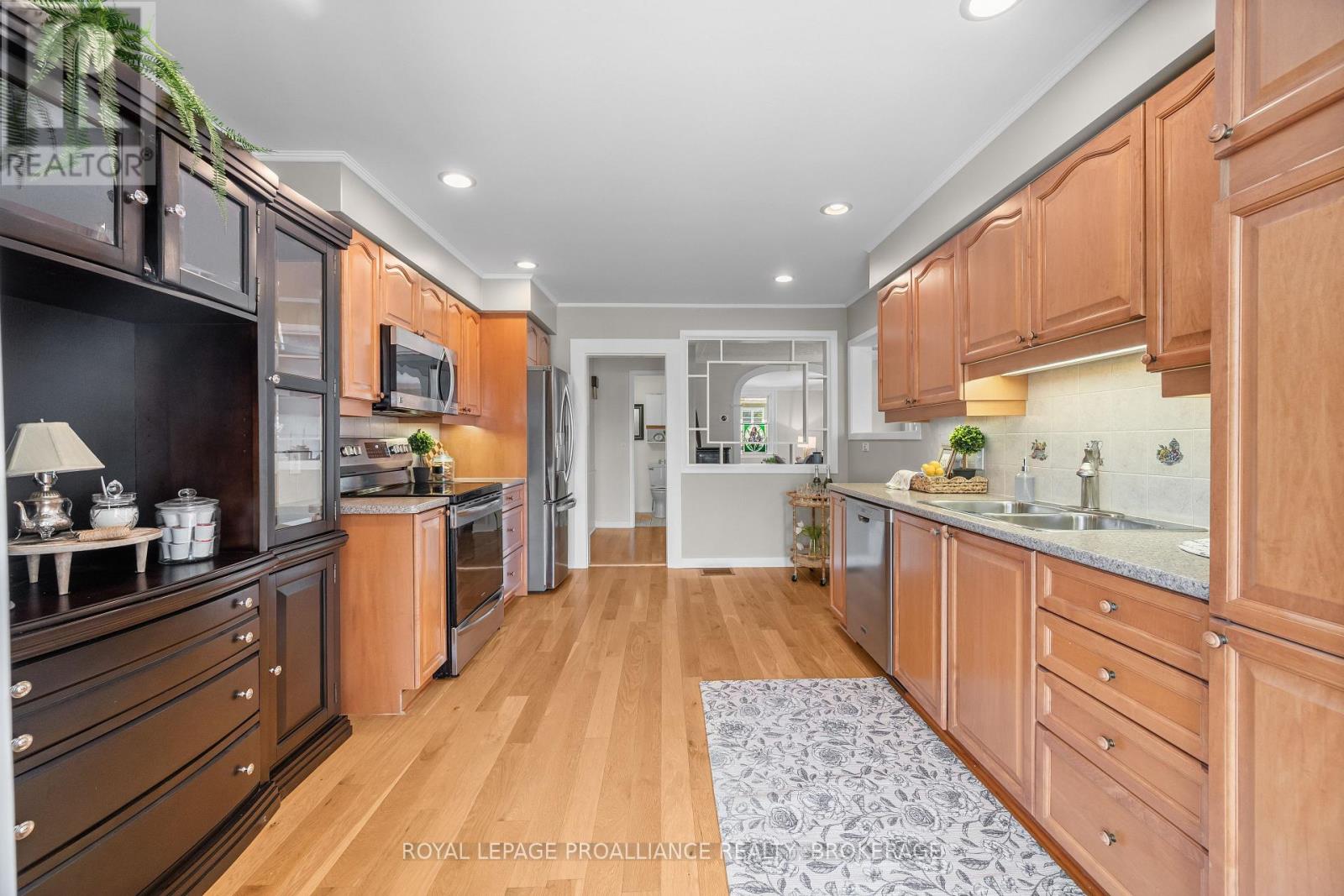 370 Stone Street S, Gananoque, Ontario  K7G 2A4 - Photo 30 - X13518932