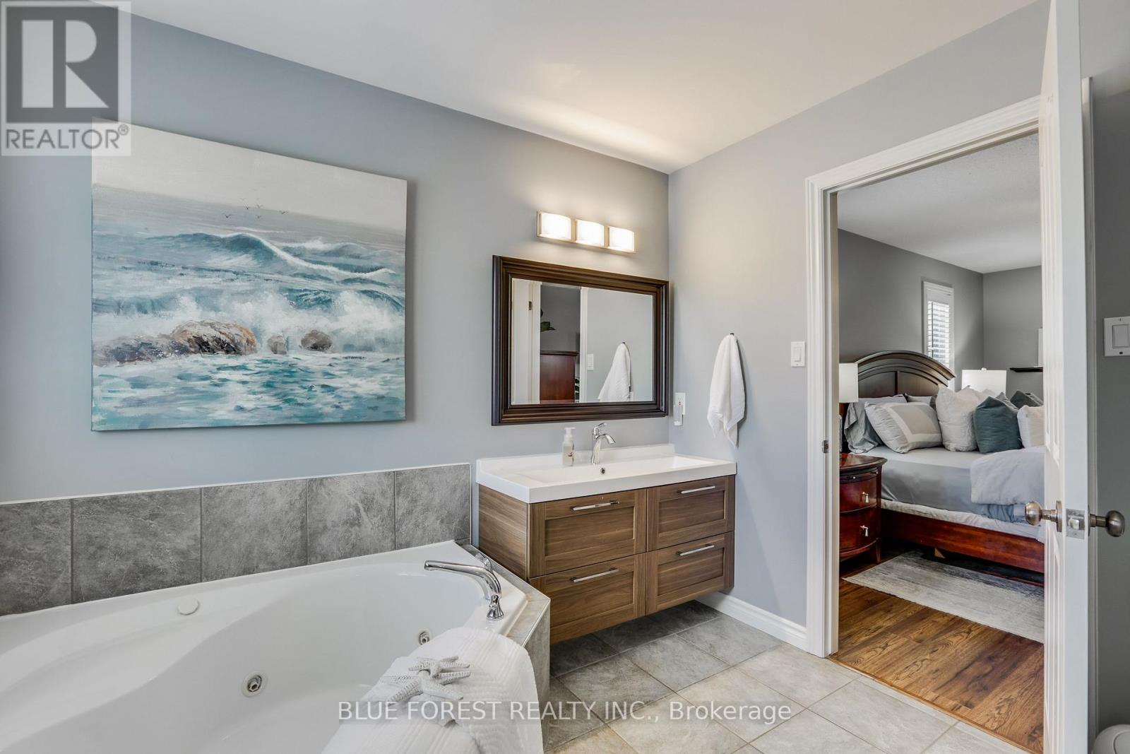 175 Forest Grove Crescent, Thames Centre, Ontario  N0L 1G3 - Photo 18 - X13518846