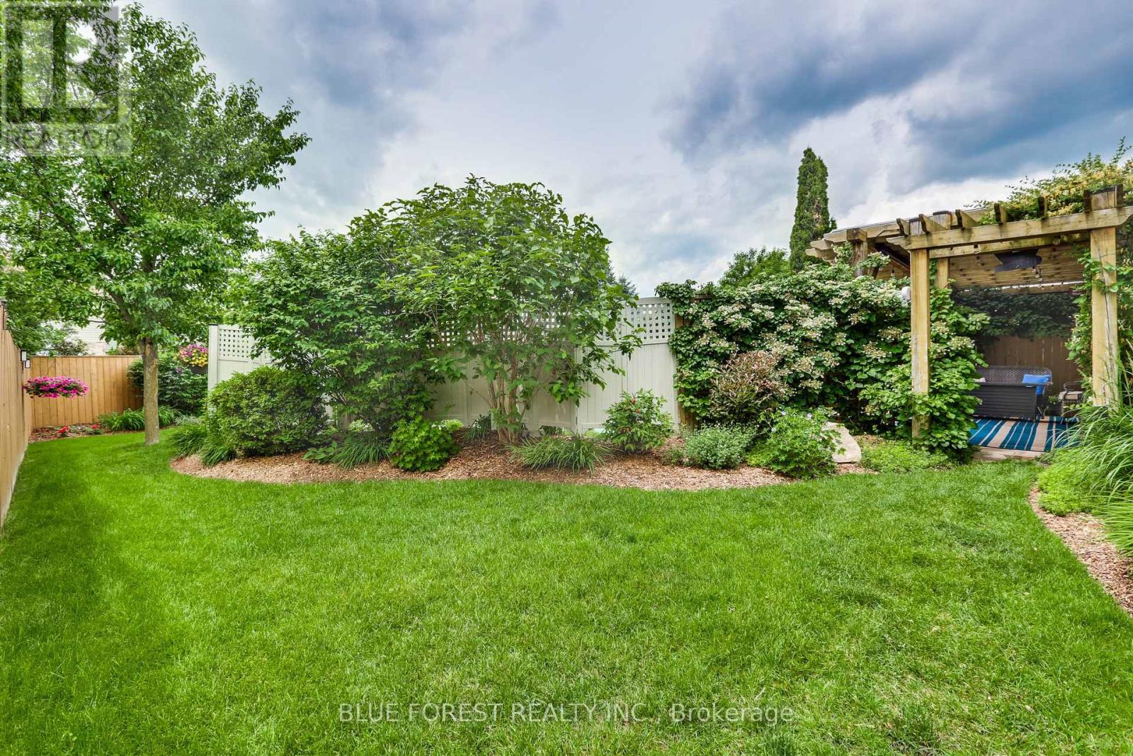 175 Forest Grove Crescent, Thames Centre, Ontario  N0L 1G3 - Photo 38 - X13518846