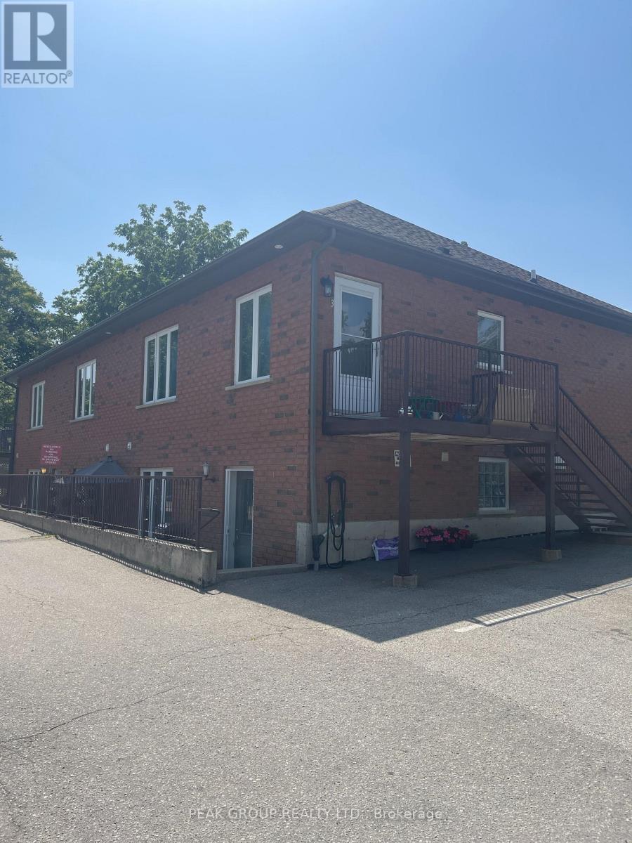 10 CARNEGIE LANE, Grimsby, Ontario