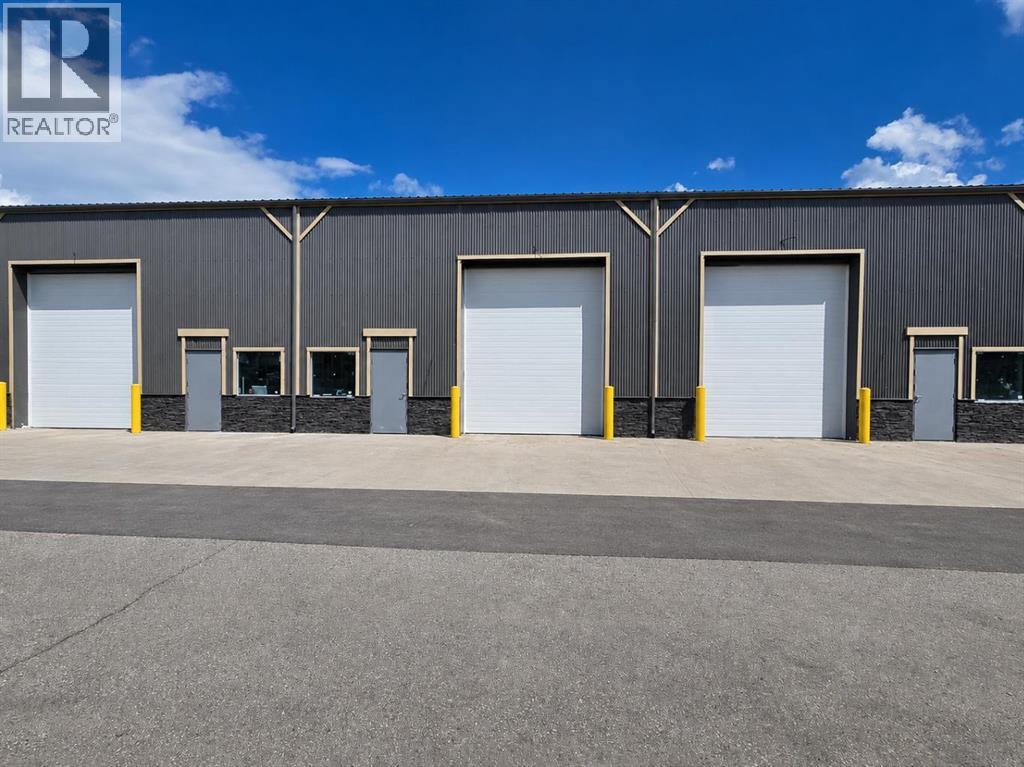 14 Griffin Industrial Point, Cochrane, Alberta  T4C 0A2 - Photo 9 - A2325032