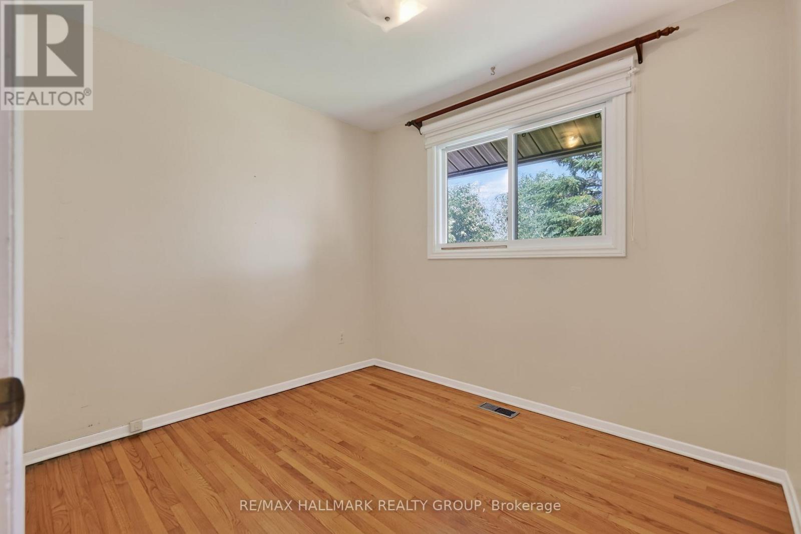 738 Stiles Crescent, Ottawa, Ontario  K1J 6Z1 - Photo 27 - X13518936