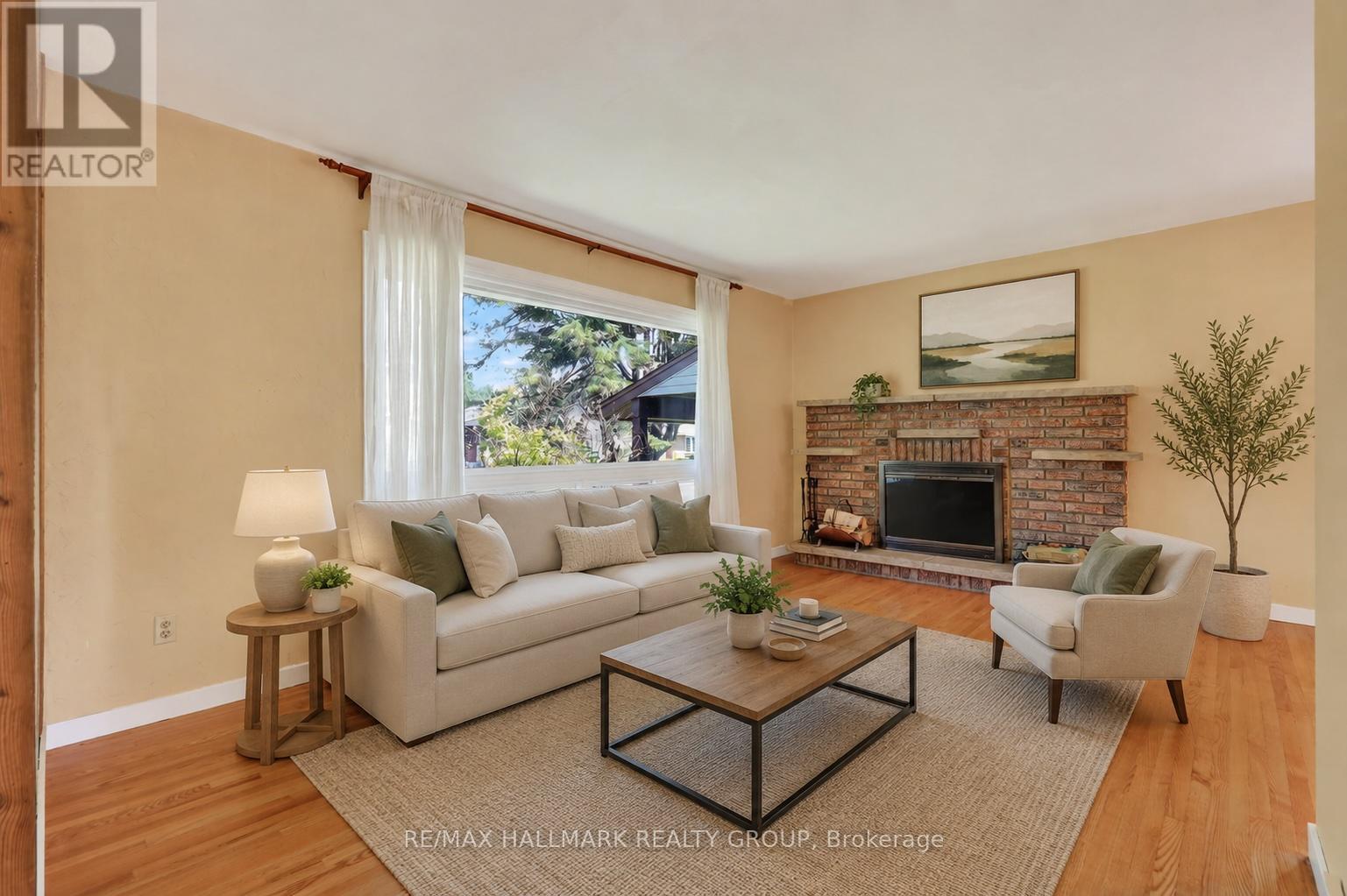 738 Stiles Crescent, Ottawa, Ontario  K1J 6Z1 - Photo 6 - X13518936