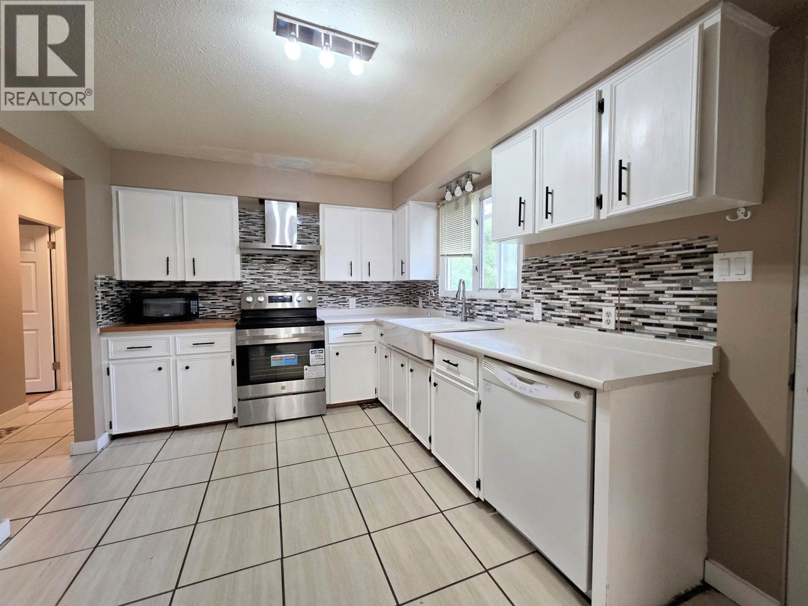 1753 Kenwood Street, Prince George, British Columbia  V2L 1S4 - Photo 3 - R3142326