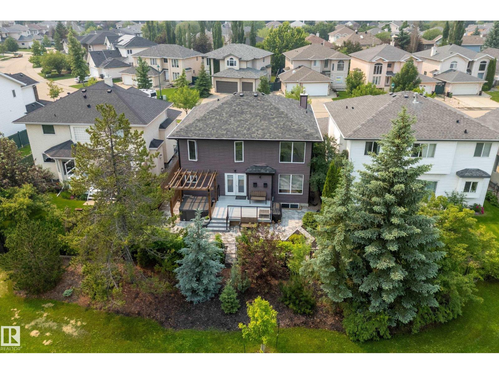 1017 Holgate Pl NW, Edmonton, Alberta  T6R 2T7 - Photo 3 - E4496791