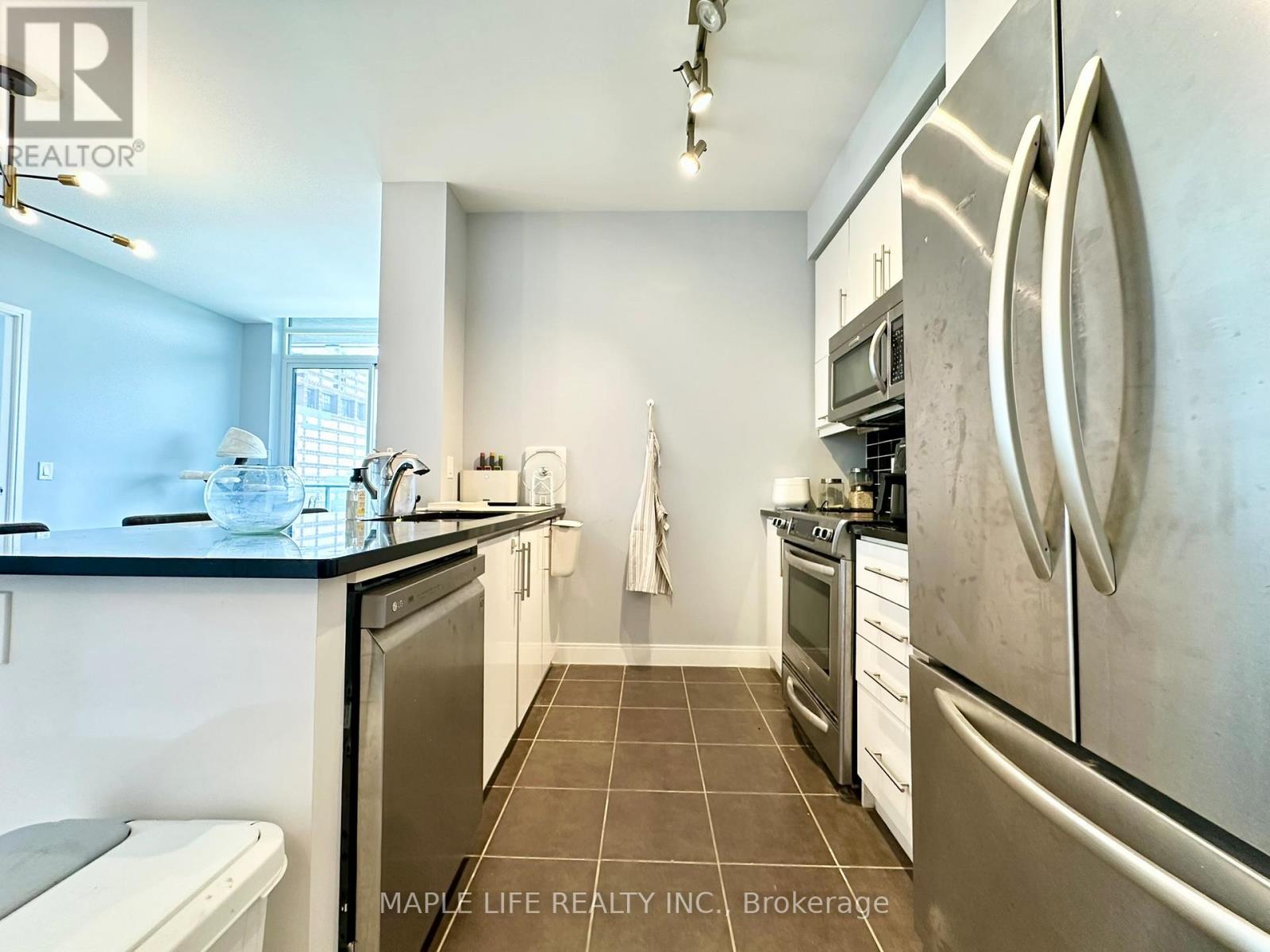 702 - 825 Church Street, Toronto, Ontario  M4W 3Z4 - Photo 8 - C13518840
