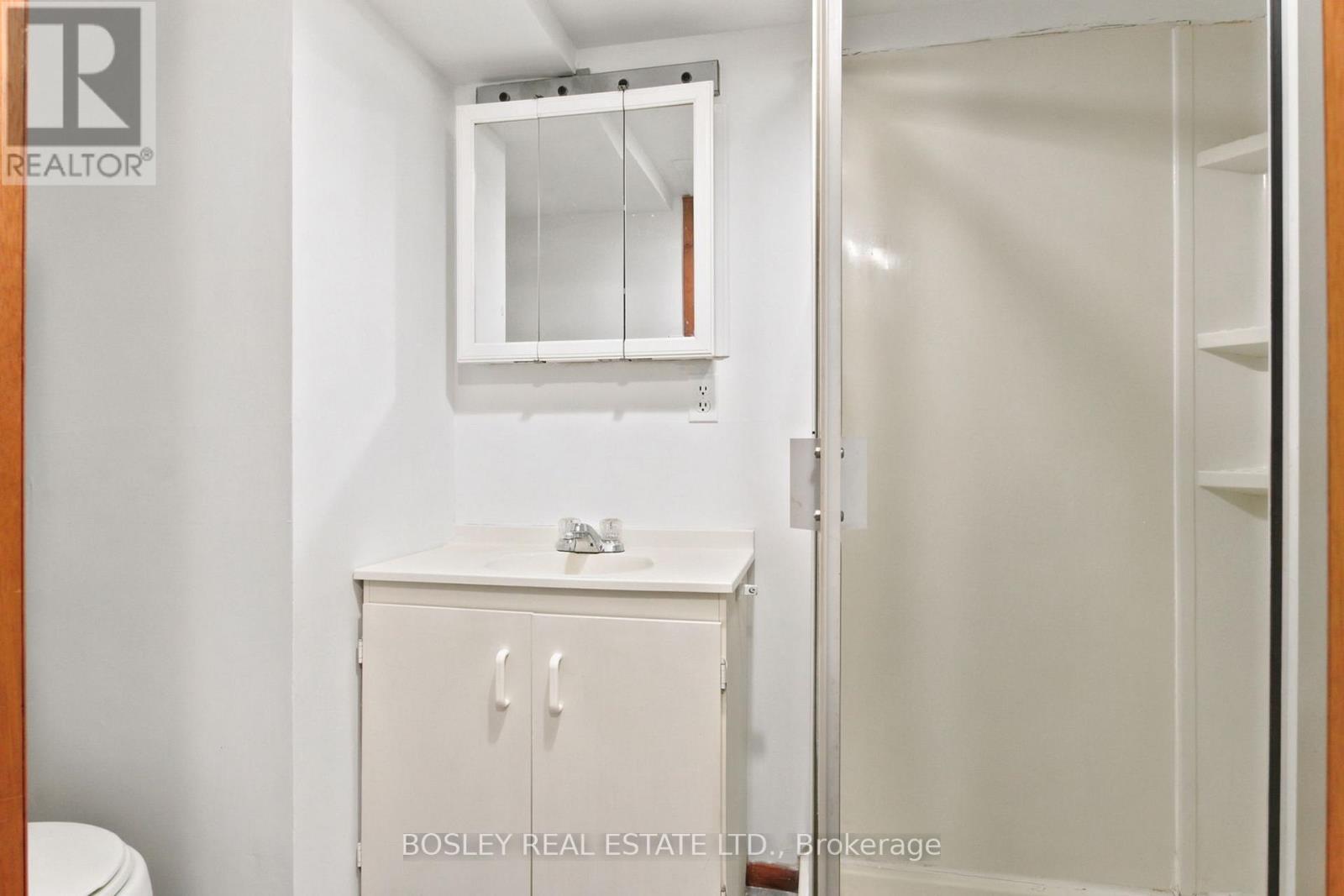 251 Ellington Drive, Toronto, Ontario  M1R 3Y2 - Photo 35 - E13518870