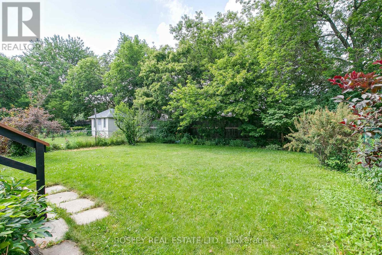 251 Ellington Drive, Toronto, Ontario  M1R 3Y2 - Photo 37 - E13518870