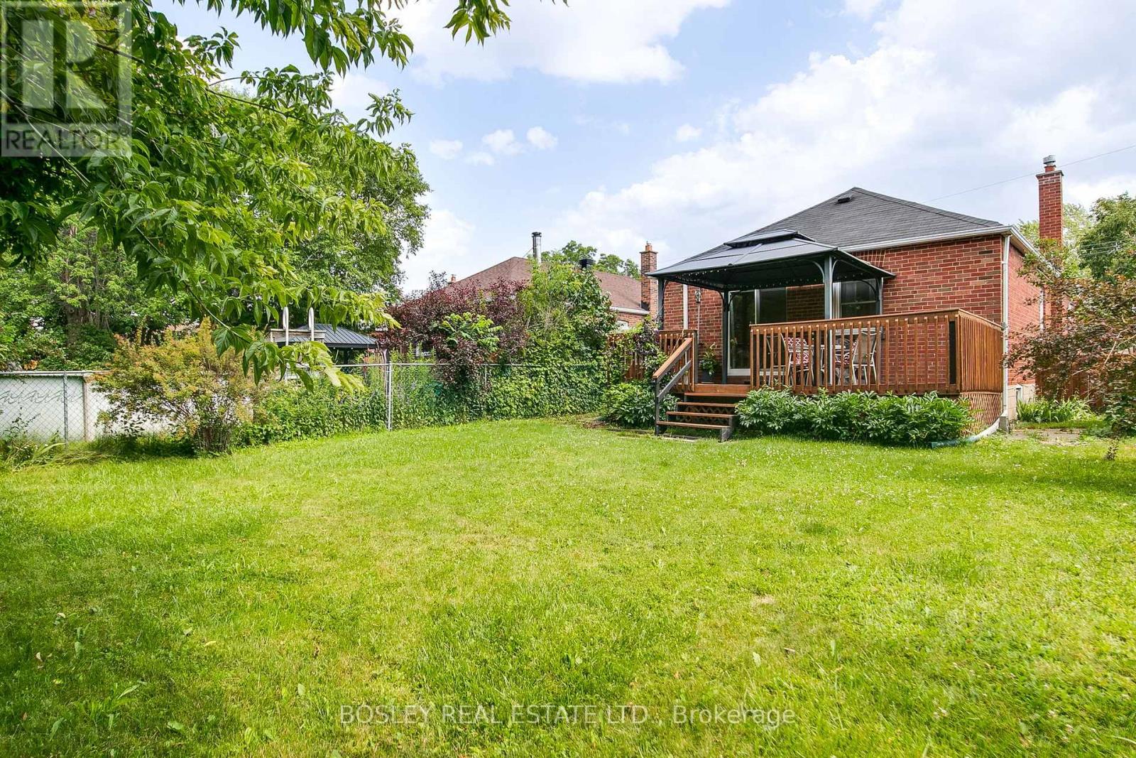 251 Ellington Drive, Toronto, Ontario  M1R 3Y2 - Photo 39 - E13518870
