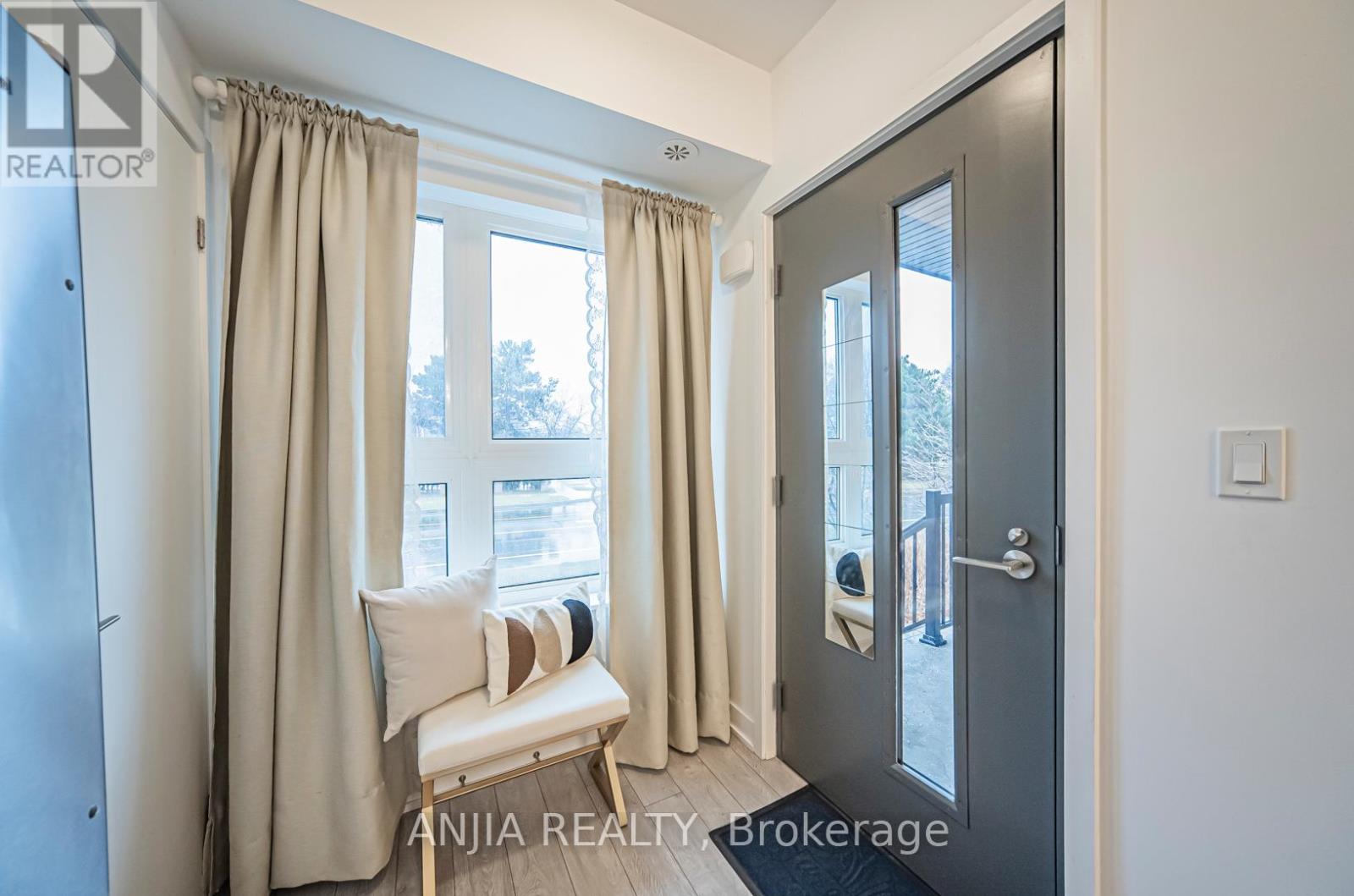 110 - 2100 Bridletowne Circle, Toronto, Ontario M1W 2L1 - Photo 12 - E13518876