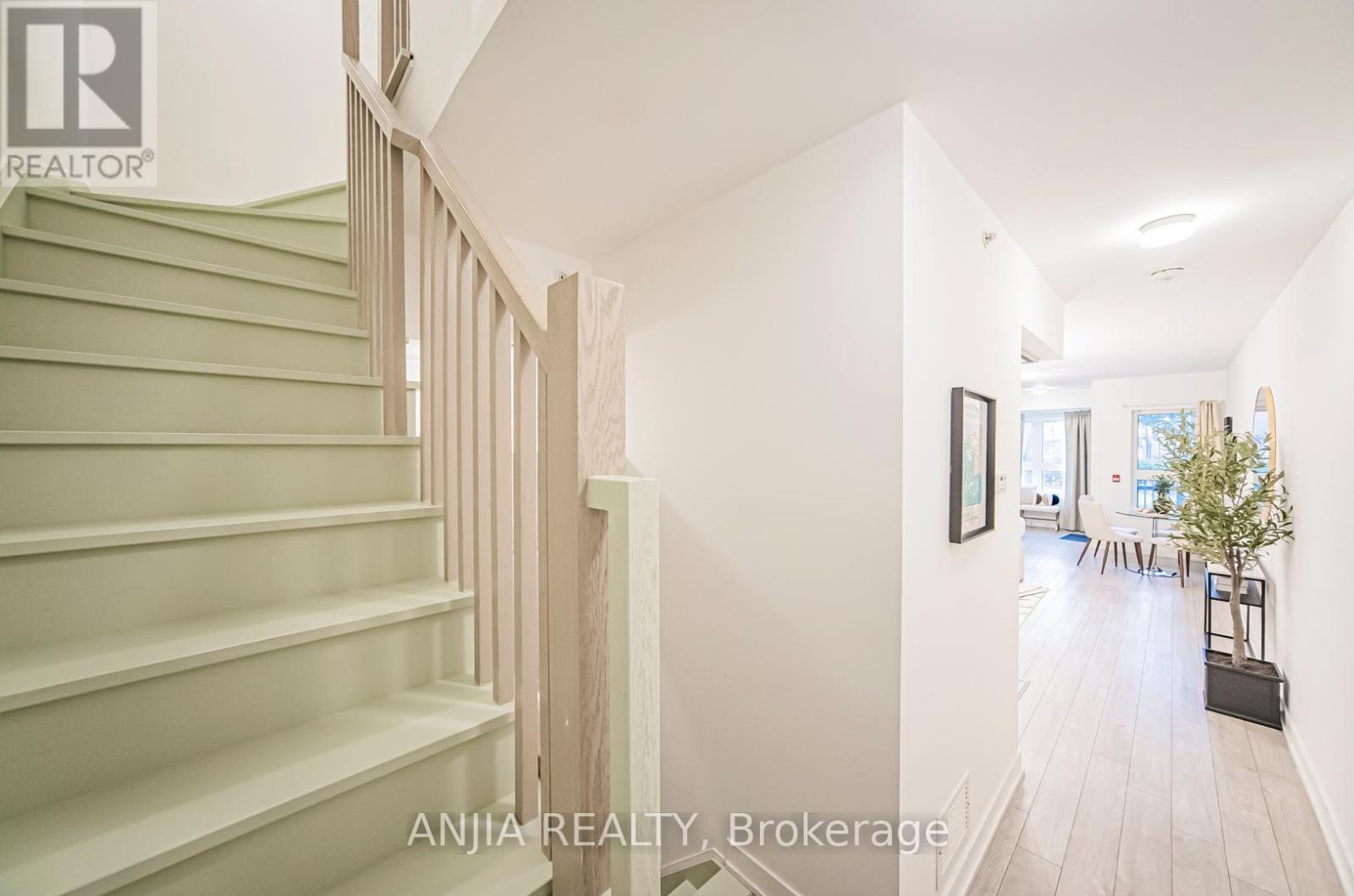 110 - 2100 Bridletowne Circle, Toronto, Ontario M1W 2L1 - Photo 8 - E13518876