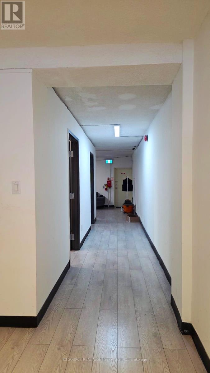 1811 Danforth Avenue, Toronto, Ontario  M4C 1J2 - Photo 9 - E13518996
